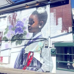 Meet your Posher, Victoria